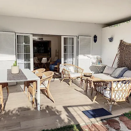 Bohemian Chic Famille Et 5 Piscines Apartment