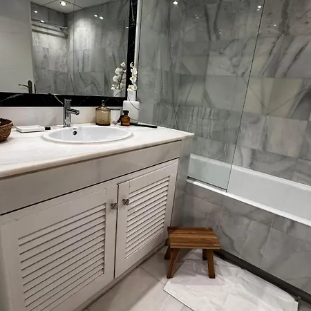 Lägenhet Bohemian Chic Famille Et 5 Piscines *