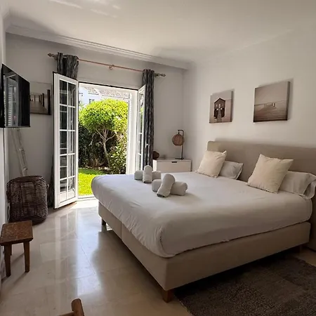 Bohemian Chic Famille Et 5 Piscines Lägenhet *
